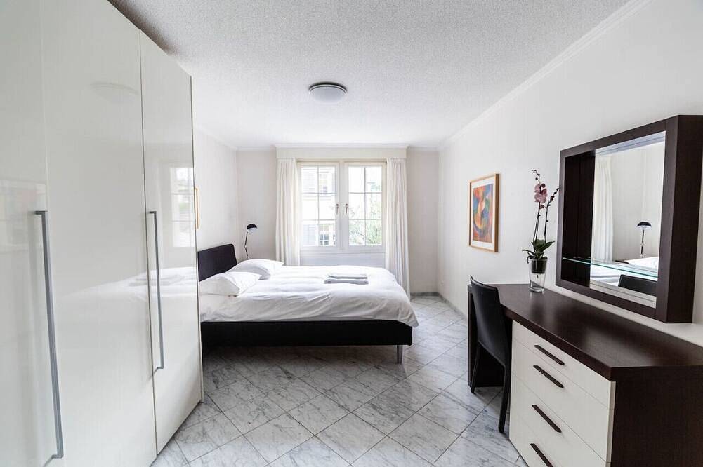 Ganze Wohnung, Great 2Br flat/ old town Niederdorf in Zürich, Bezirk Zürich
