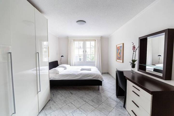 Ganze Wohnung, Great 2Br flat/ old town Niederdorf in Zürich, Bezirk Zürich