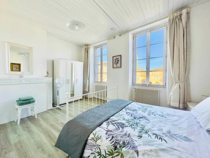 Gîte pour 6 personnes, avec vue, animaux acceptés à Monségur - 2