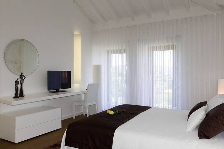 Gîte pour 6 personnes, avec jardin dans Riba de Mouro - 2