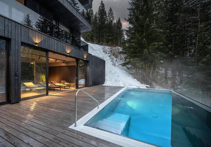 Chalet voor 6 personen, with sauna and uitzicht as well as zwembad and tuin, met huisdier in Kappl