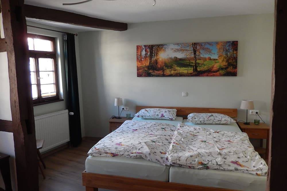 Ganze Wohnung, Geschmackvolle Fachwerk-Wohnung im Herzen der Michelstädter Altstadt! in Michelstadt, Main-Odenwald