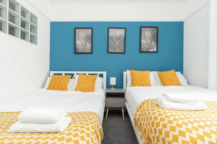 Ganze Wohnung, Spacious 2-Bed Flat Near Southsea Beach in Southsea, Portsmouth