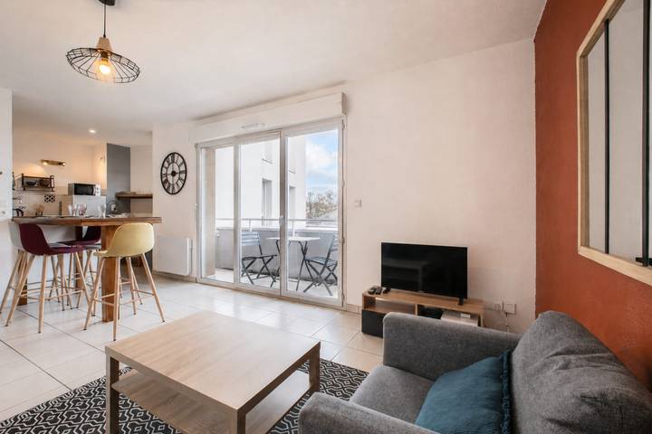 Appartement de vacances pour 4 personnes, avec balcon, adapté aux familles dans Mayenne