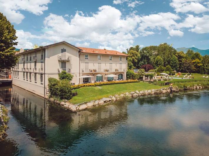 Hôtel pour 2 personnes, avec jardin et jacuzzi ainsi que piscine et sauna à Merone - 2