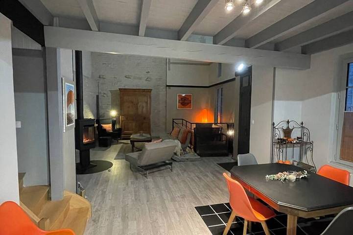 Location de vacances pour 5 personnes, avec piscine et jardin à Sansais - 3