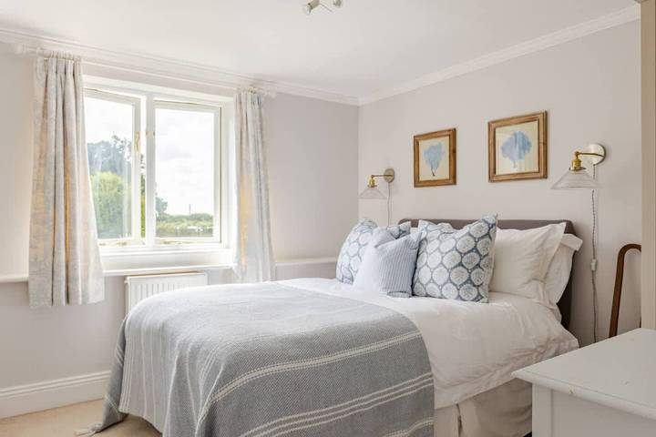 Cosy Family Barn Getaway near Pewsey & Woodborough in Wiltshire