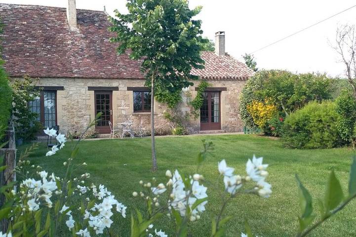 Gîte pour 4 personnes, avec jardin, animaux acceptés