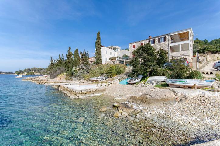 Smještaj za odmor za 3 osoba, s Terasa u Vis (Dalmacija)