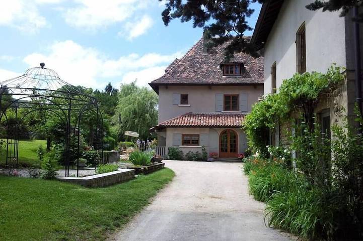 Appartement de vacances pour 2 personnes, avec jardin ainsi que jacuzzi et terrasse