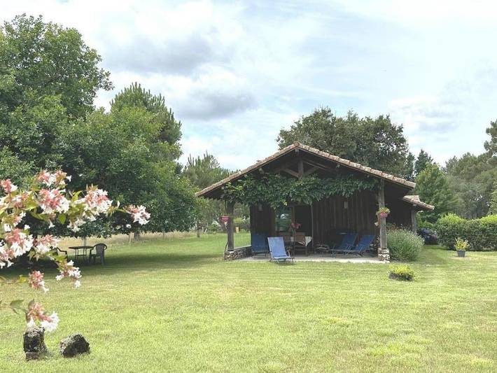 Gîte pour 4 personnes, avec Terrasse ainsi que Jardin et Vue