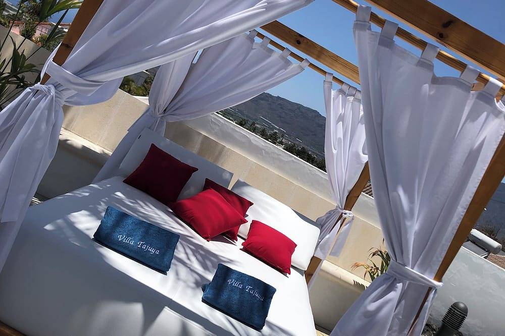 Villa mit drei Schlafzimmern und zwei Bädern mit drei getrennten Räumen. in Tajuya, Los Llanos de Aridane