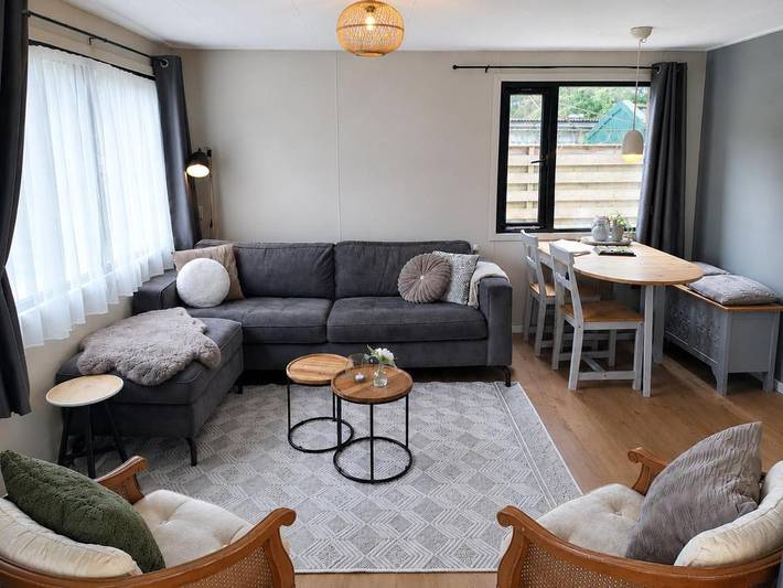 Vakantiehuis voor 4 personen, with Terras and Tuin as well as Kinderzwembad and Zwembad in Eext