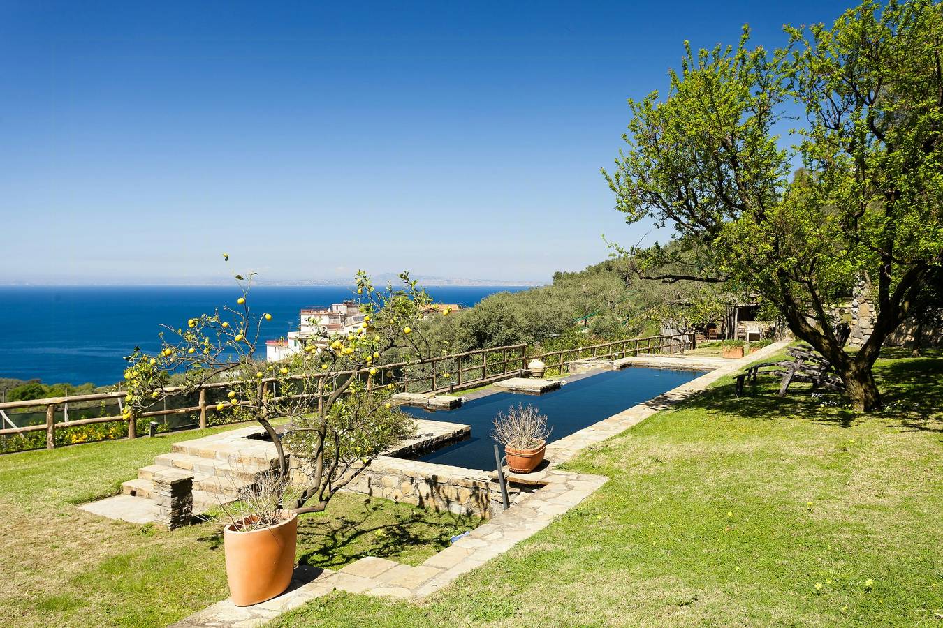House with sea view in Capo di Sorrento in Sorrento, Sorrentine Peninsula