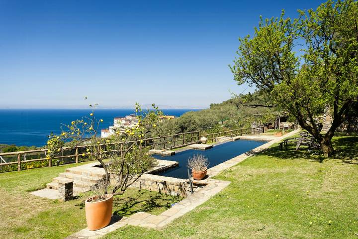 Holiday home for 4 people, with terrace and garden in Sorrento