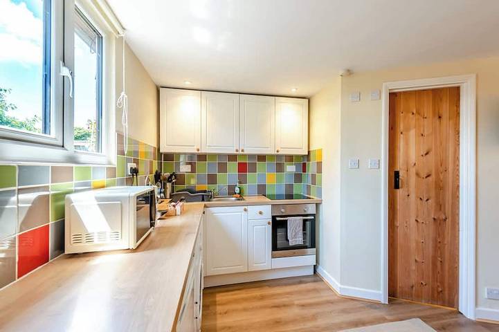 Cottage for 2 people, with garden and hot tub in Sussex