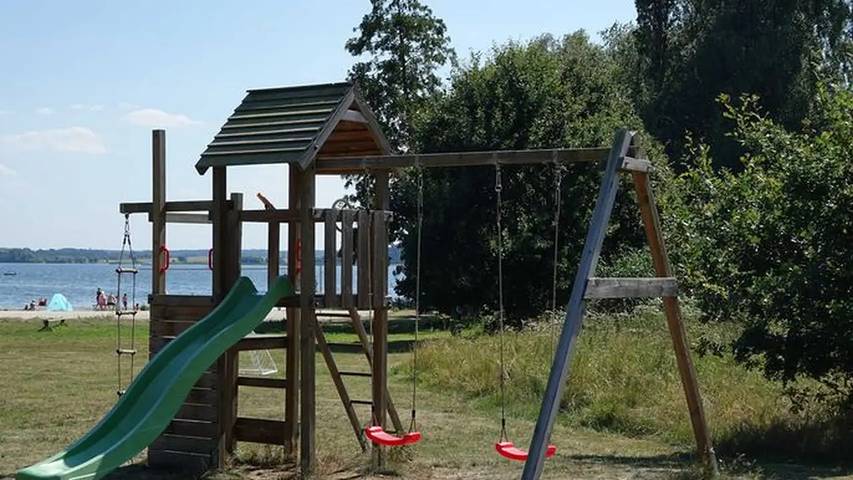 Bungalow für 8 Personen, mit Garten am Fleesensee - 3