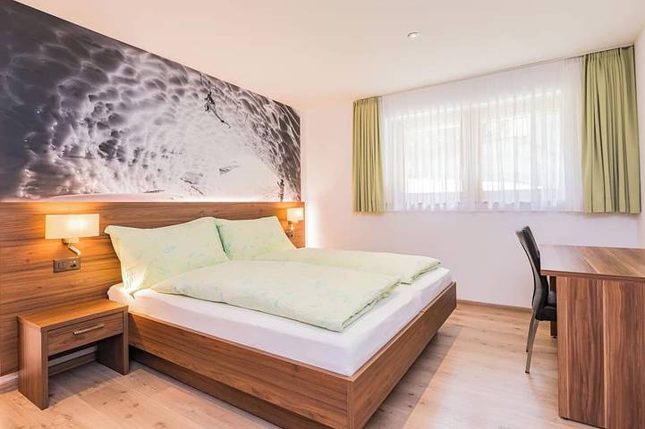 Ganze Wohnung, Top Ferienwohnung, direkt an der Skipiste (SkiIn /SkiOut), Haustiere willkommen in Zermatt, Walliser Alpen
