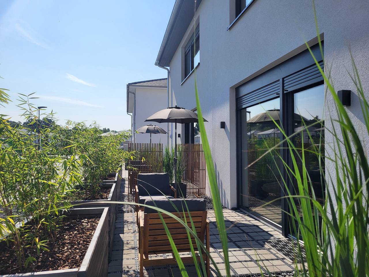 Ganze Wohnung, Apartment 'Schlossterrassen 8b' mit privater Terrasse, Gemeinschaftsgarten und Wlan in Pouch, Muldestausee