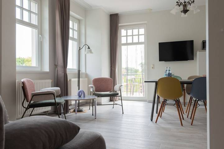 Ferienwohnung für 4 Personen, mit Seeblick und Balkon, mit Haustier in Ahrenshoop - 2