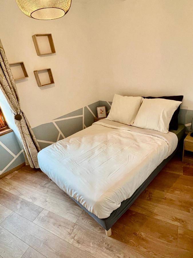 Gîte pour 4 personnes, avec terrasse et vue à Saint-Vincent-de-Barrès - 4