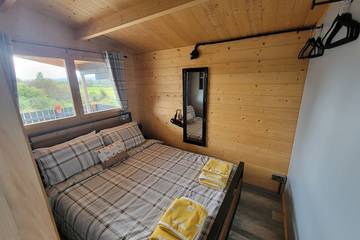 Log Cabin for 2 People in Fort Augustus, Loch Ness, Photo 1