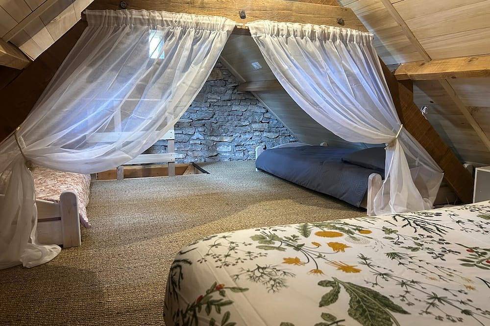 Gîte \"la Cazelle in Saint-Chels, Quercy
