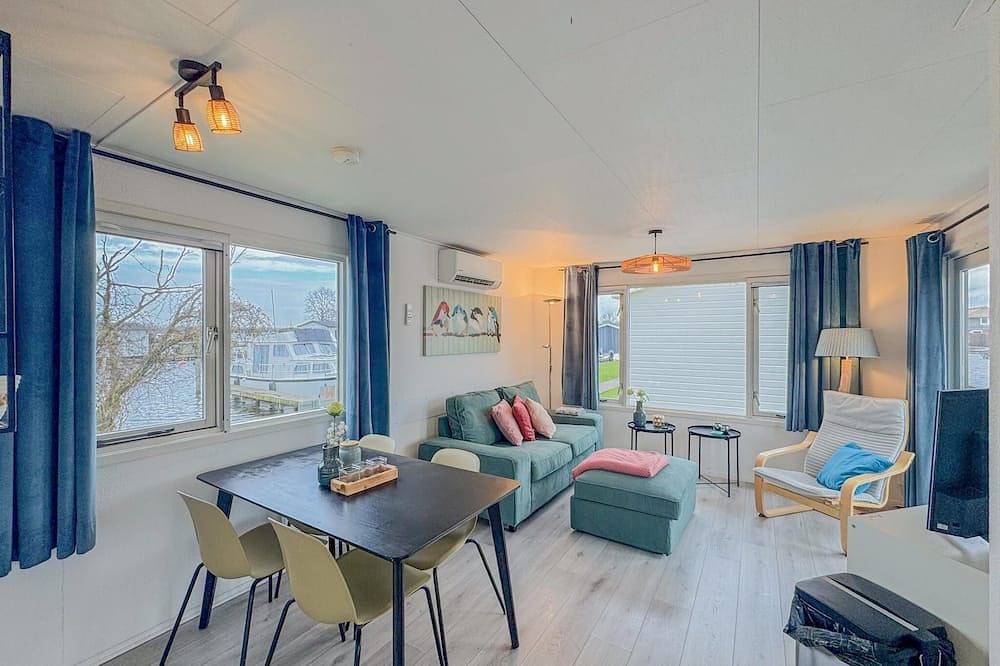Chalet confortable avec embarcadère in Breukelen, Groene Hart