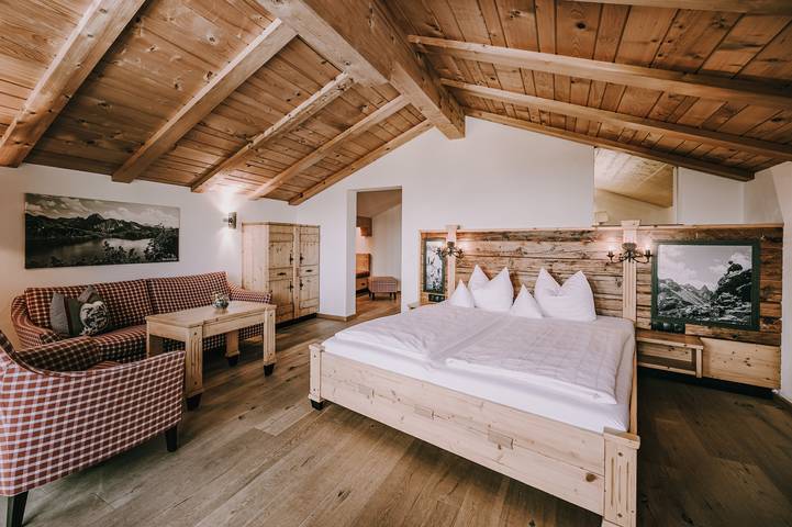 Bauernhof für 5 Personen, mit Balkon und Whirlpool sowie Garten und Pool