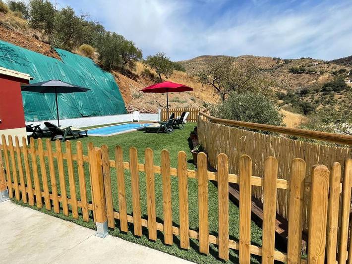Casa rural para 9 personas, con vistas además de balcón y piscina en Casabermeja - 2