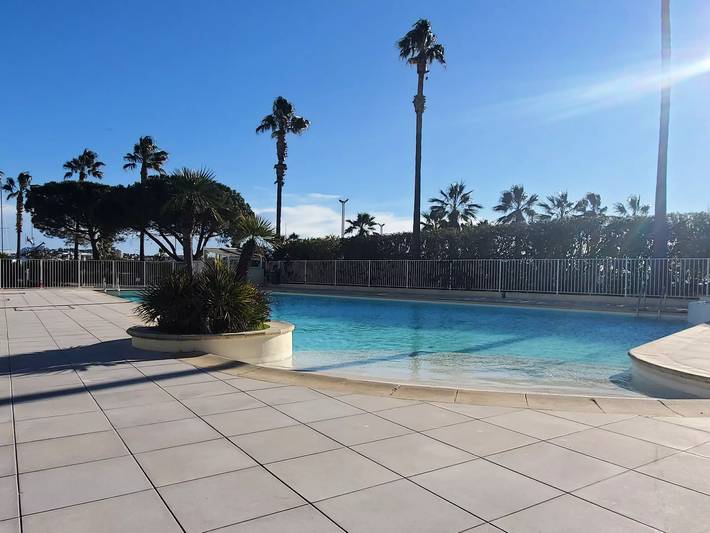 Gîte pour 6 personnes, avec piscine et balcon dans Plage du Port Fréjus - 3