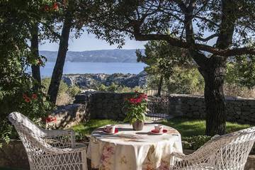 Villa für 8 Personen, mit Garten und Whirlpool in Split-Dalmatien