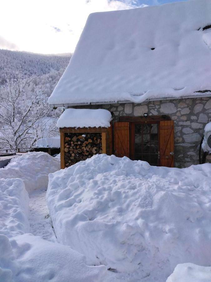 Three-Bedroom Chalet in Boutx, Pyrénées