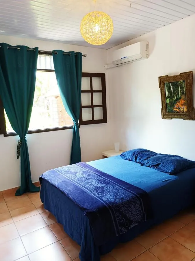 Chalet para 8 personas, con jardín y piscina - 1