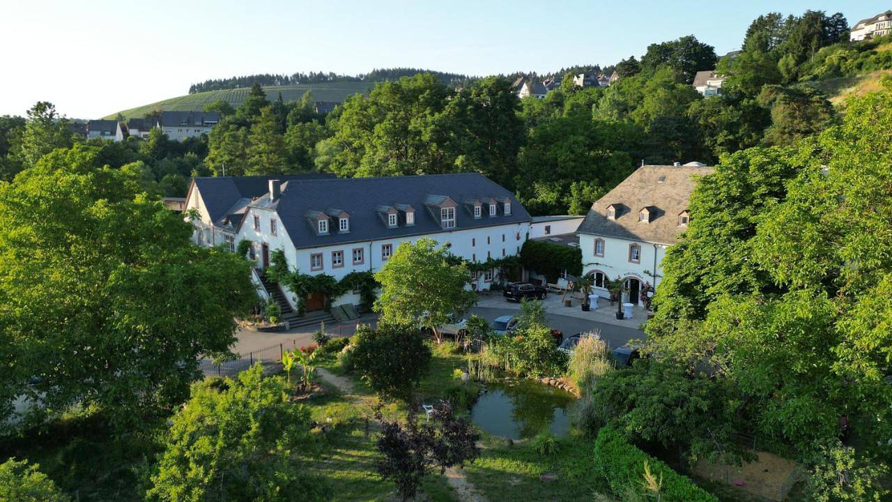 Hotel und Weingut Karlsmühle in Mertesdorf, Moseleifel