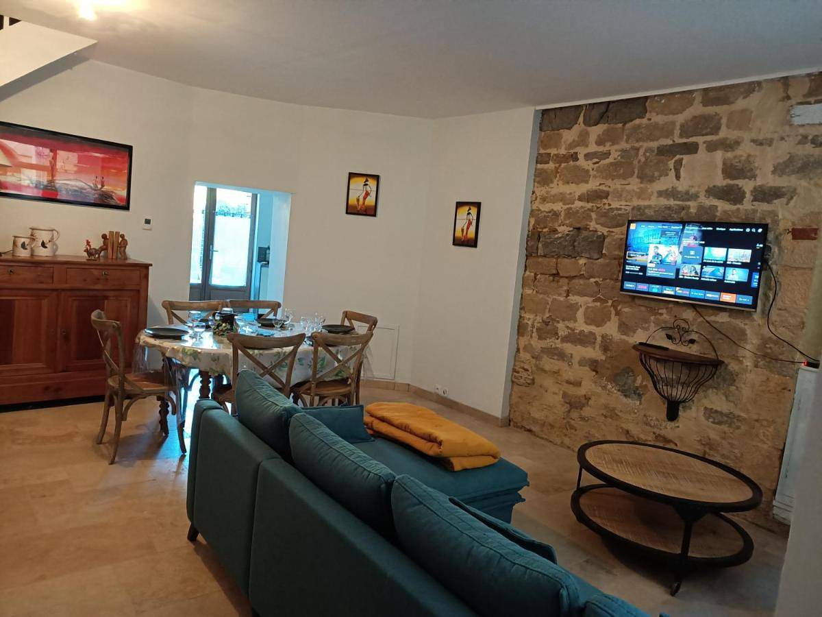 Four-Bedroom House in Gourdon, Quercy