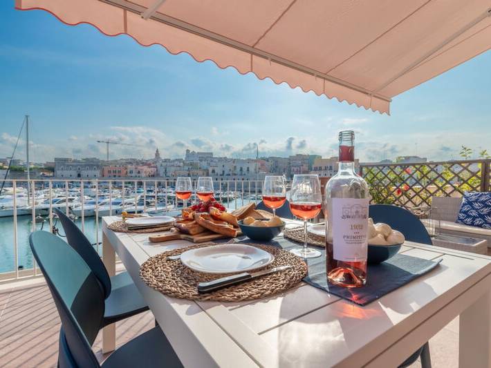 Appartamento per 6 persone, con Balcone e Terrazza a Bisceglie