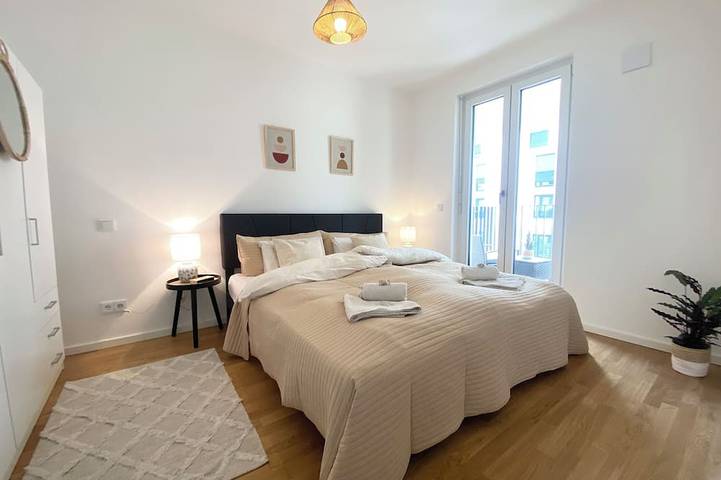 Ganze Wohnung, Luxuriöses 2-Zimmer Apartment,Wlan,Waschmaschine in Schönefeld (Brandenburg), Schönefeld