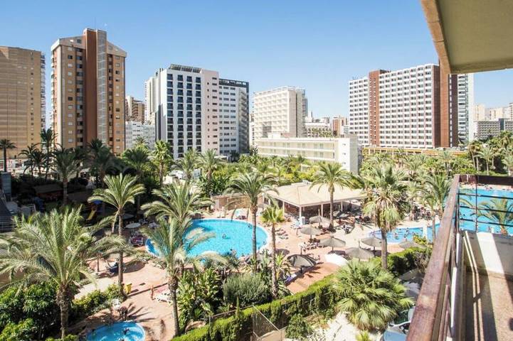 Ferienhaus für 4 Personen, mit Terrasse und Pool, mit Haustier in Benidorm