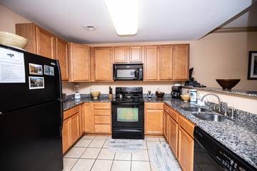 Vacation Apartment for 6 Guests in Pigeon Forge, Sevier County, Picture 2