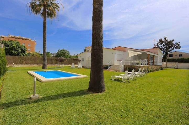 Chalet pour 9 personnes, avec jardin et balcon - 1