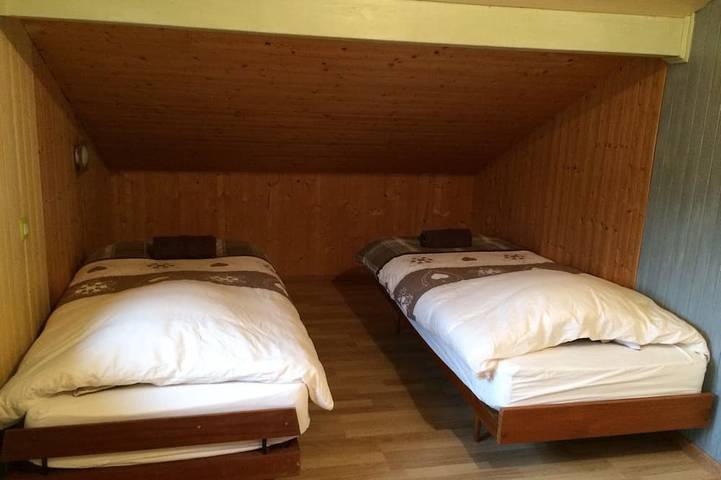 Gîte pour 8 personnes, avec jardin et balcon à Bogève - 4