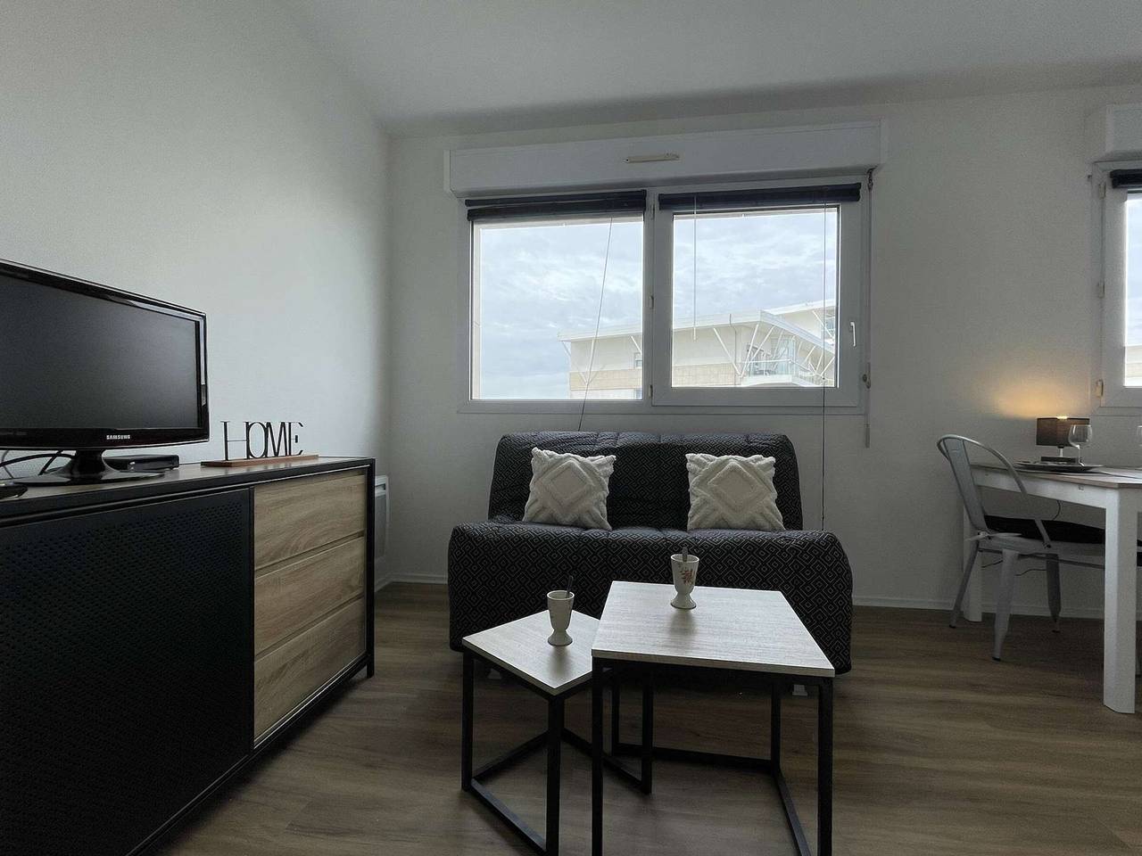 Entire apartment, Studio für 2, in Strand- und Hafennähe - La Rochelle in La Rochelle, La Rochelle region