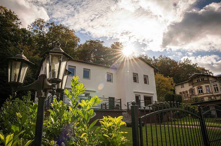 Ferienwohnung für 2 Personen, mit Garten und Terrasse sowie Seeblick in Röbel-Müritz