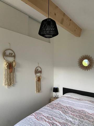 Gîte pour 2 personnes, avec jardin et terrasse ainsi que piscine et vue à Sarrola-Carcopino