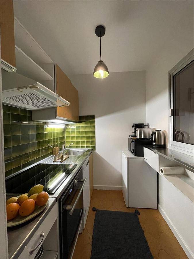 Gîte pour 2 personnes, avec Terrasse et Vue dans Le Brusc - 2