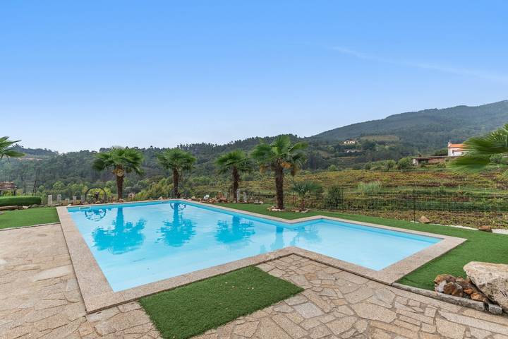 Apartamento de férias para 7 pessoas, com Varanda e Jardim