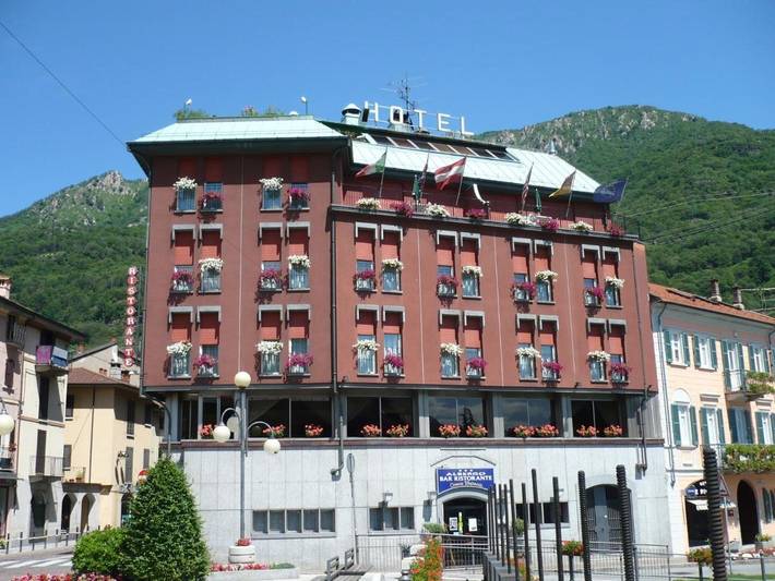 Hôtel pour 3 personnes, avec Vue sur le lac et Vue à Omegna