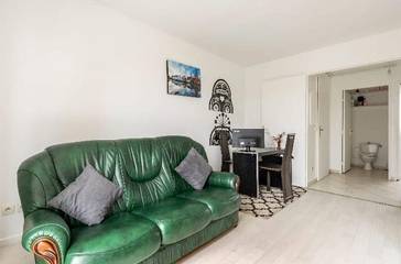 Location De Vacances pour 3 Personnes dans Évry, Essonne, Photo 4