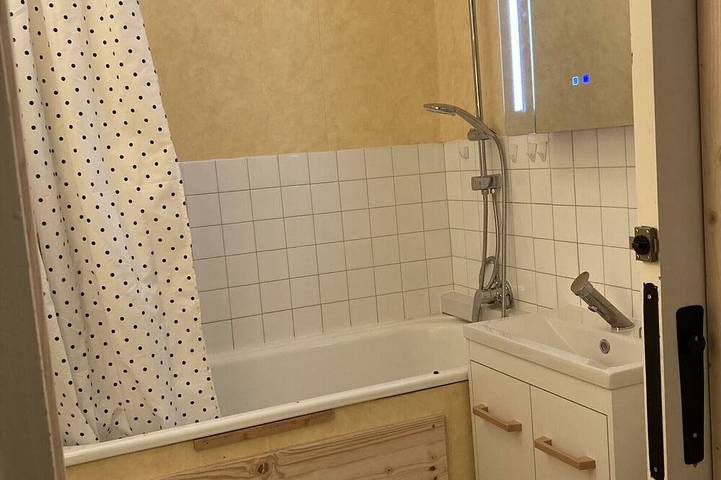Appartement entier, Studio avec vue sur la prairie in Le Lioran, Laveissière